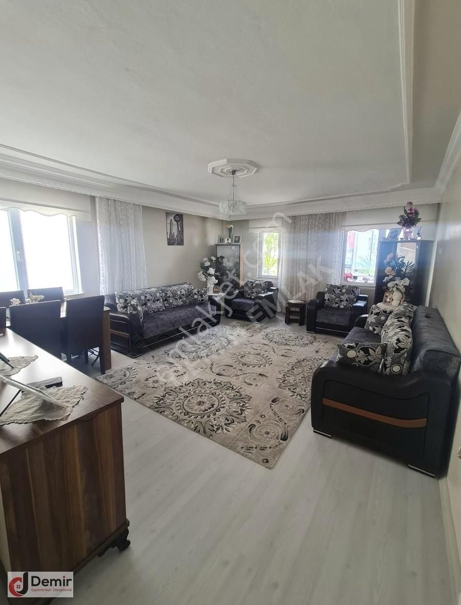Demir Emlak Tan Diriliş Mah. Uygun Fiyata Satılık 3+1 Daire