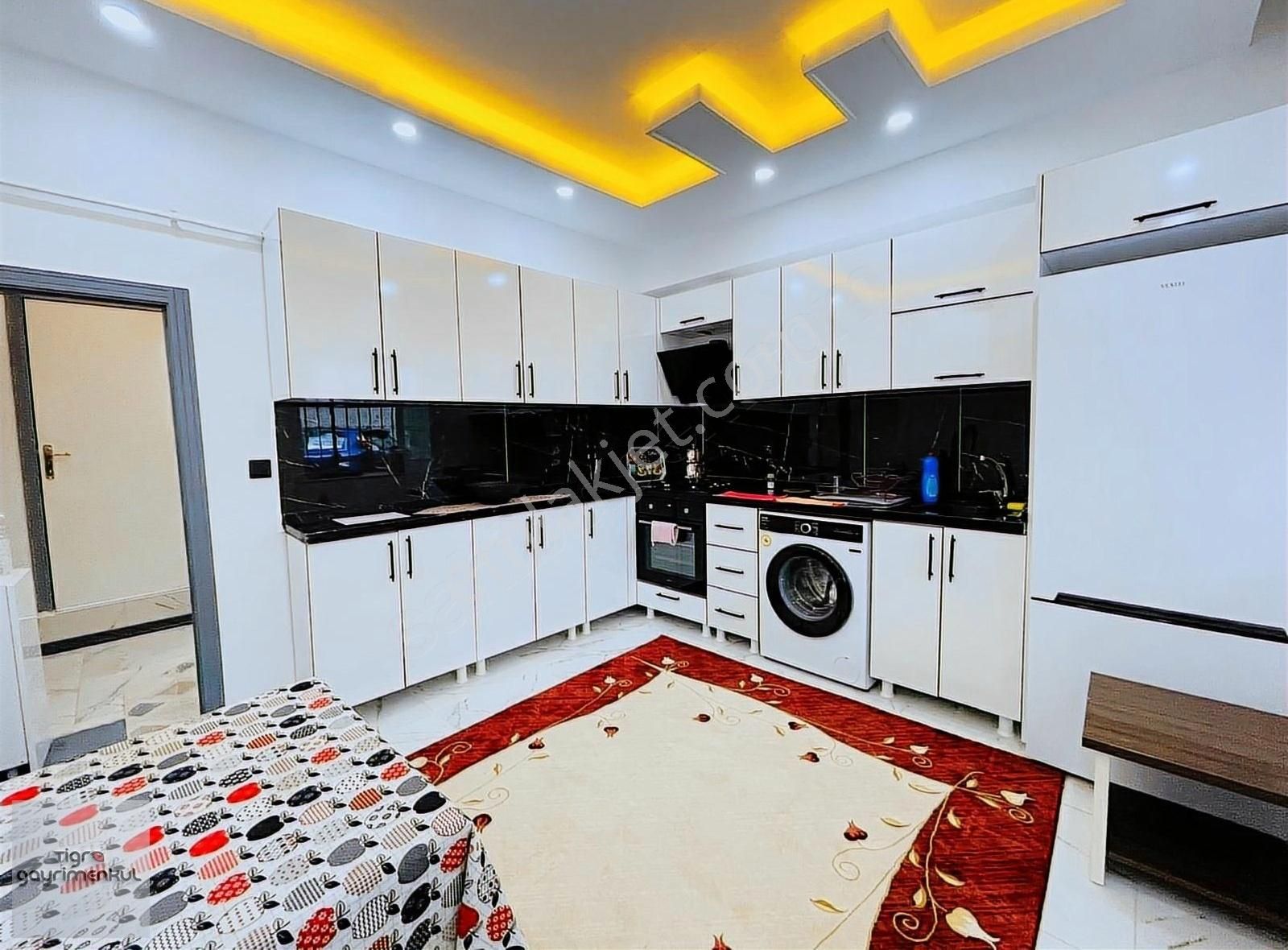 ▄tigra▄şehitler Cad.yakını Full Yapılı 2+1 Satılık Daire
