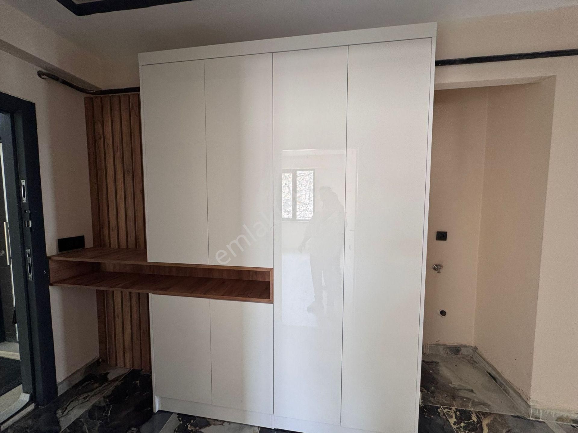 Güneşli'de 3+1 Ultra Lüks 100m2 Bahçeli Bahçe Katı Satılık Daire
