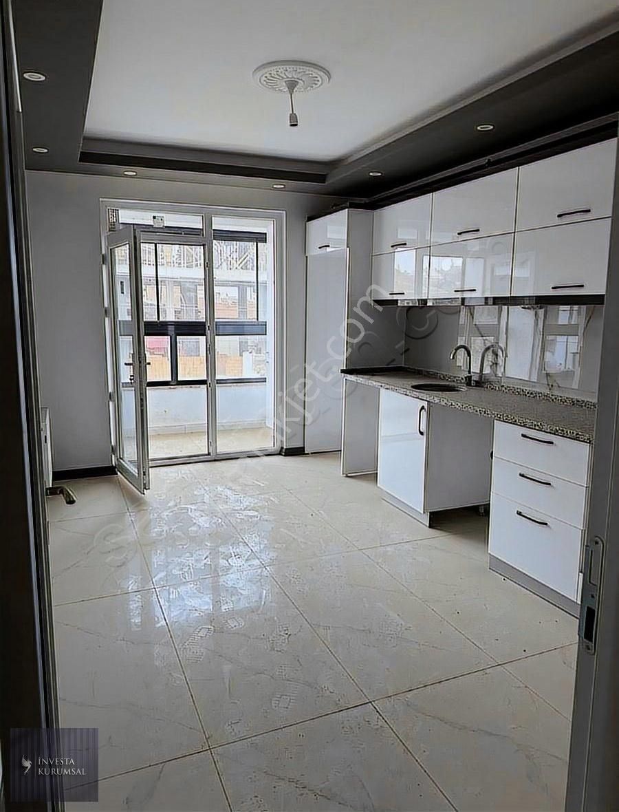 İnvesta'dan Çamlıca'da Kiralık 3+1 135 M² Sıfır Daire