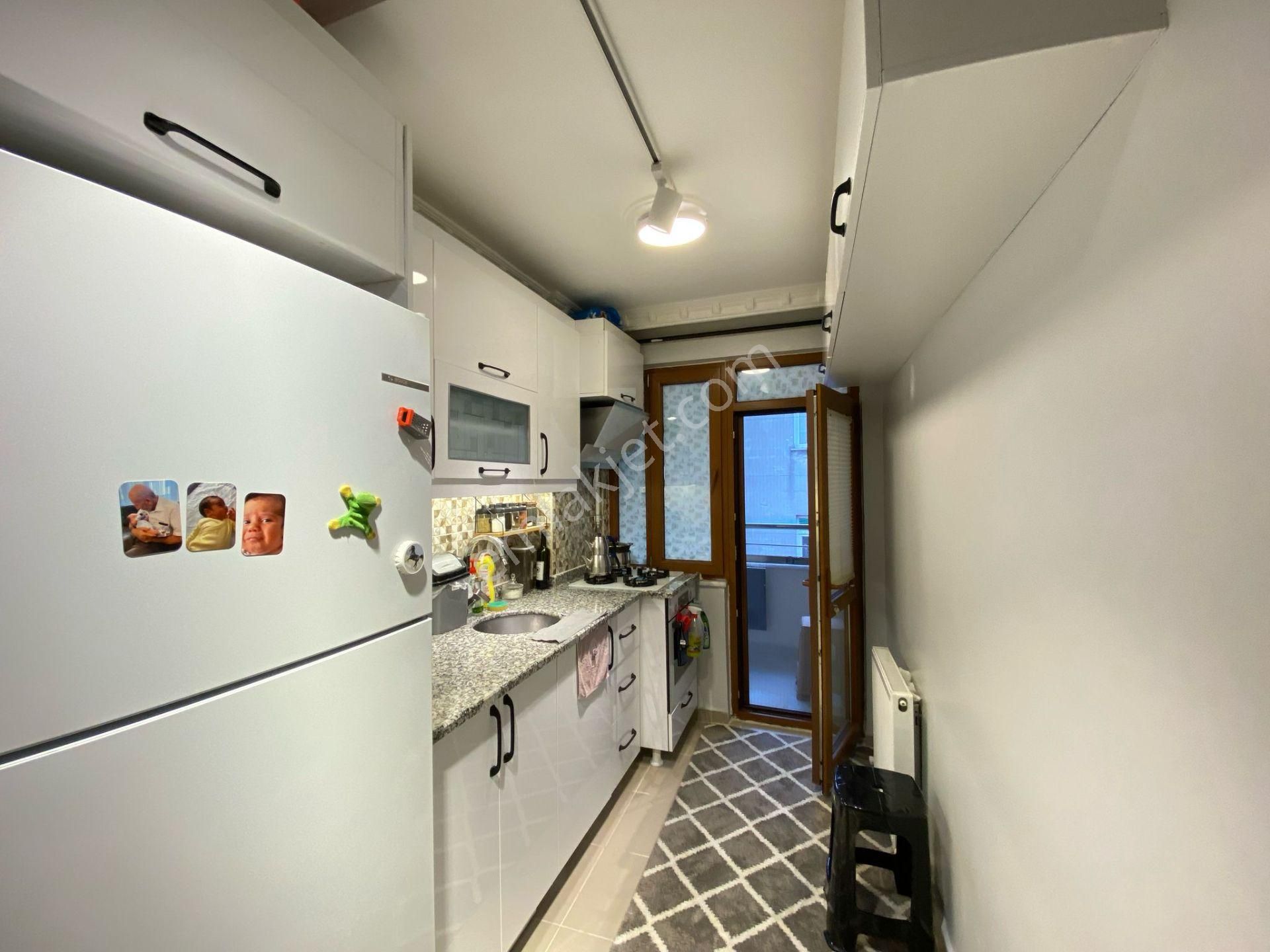 Karadenizde Yeni Mahalle Metroya Yakın Yüksek Tavanlı Dubleks - Görsel 7