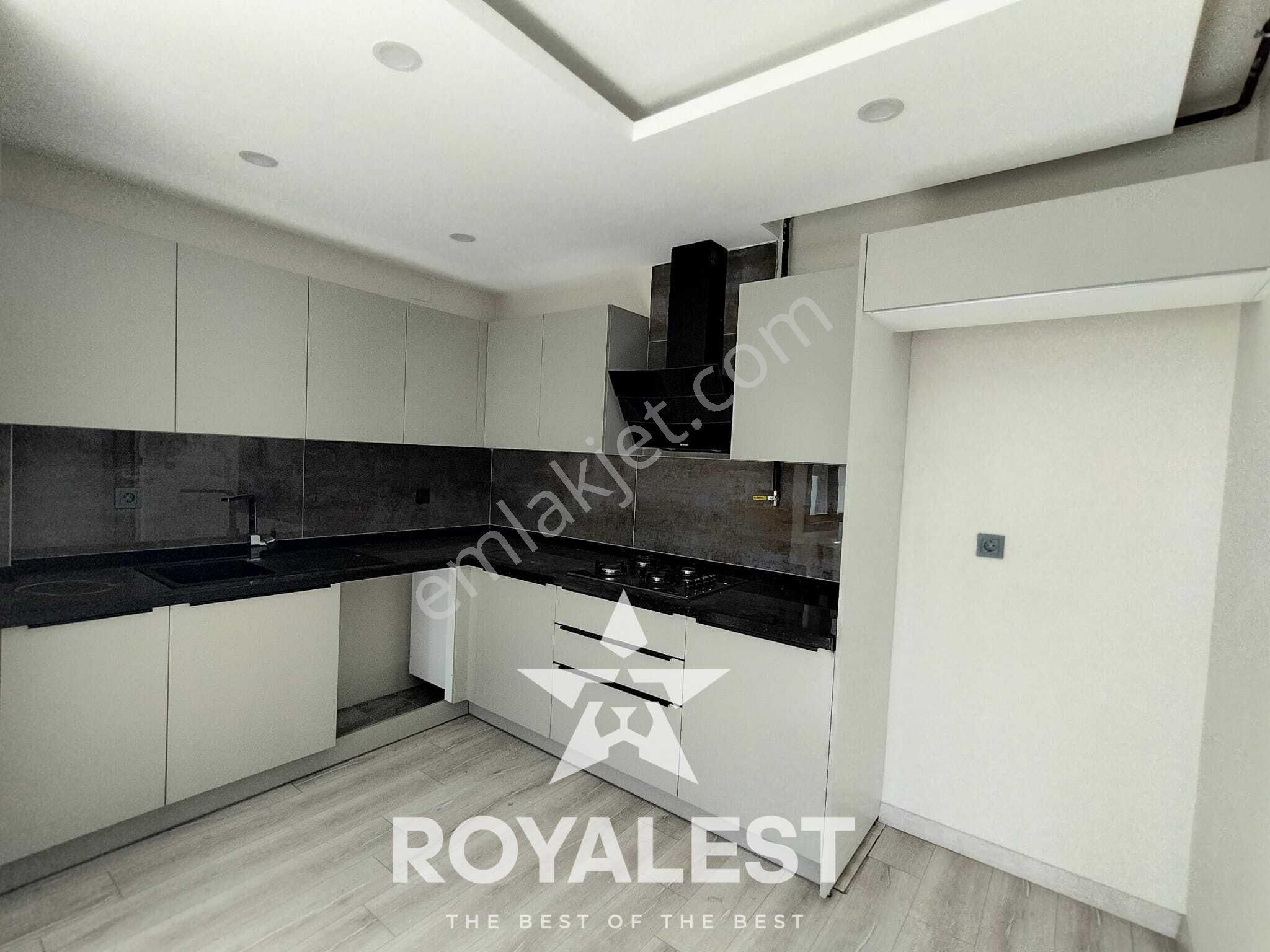 Royalest'ten Sıfır Binada Geniş 3+1 Daire