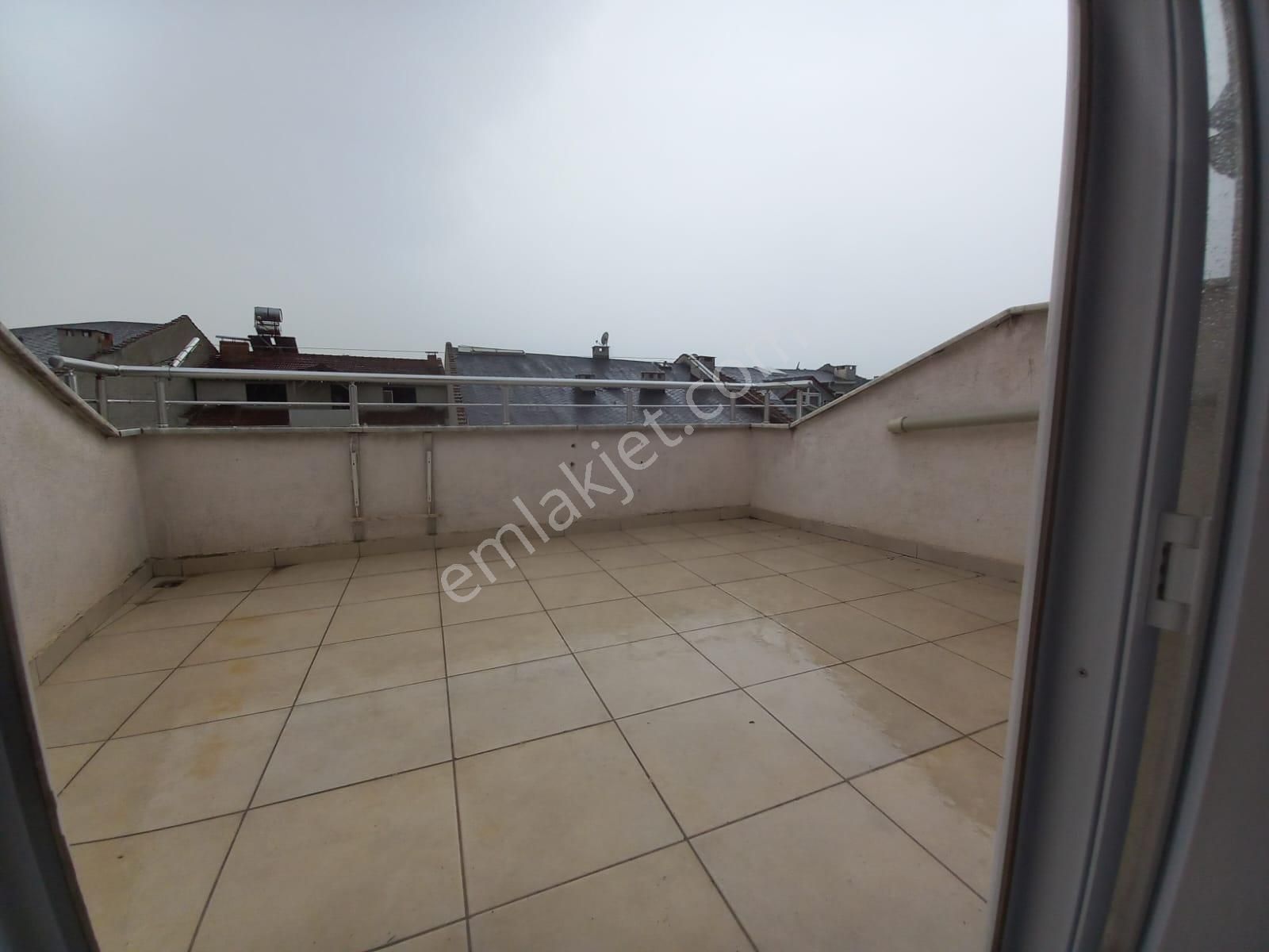 Roma' Dan Fatih Mah' De Satılık Dublex Daire - Görsel 6