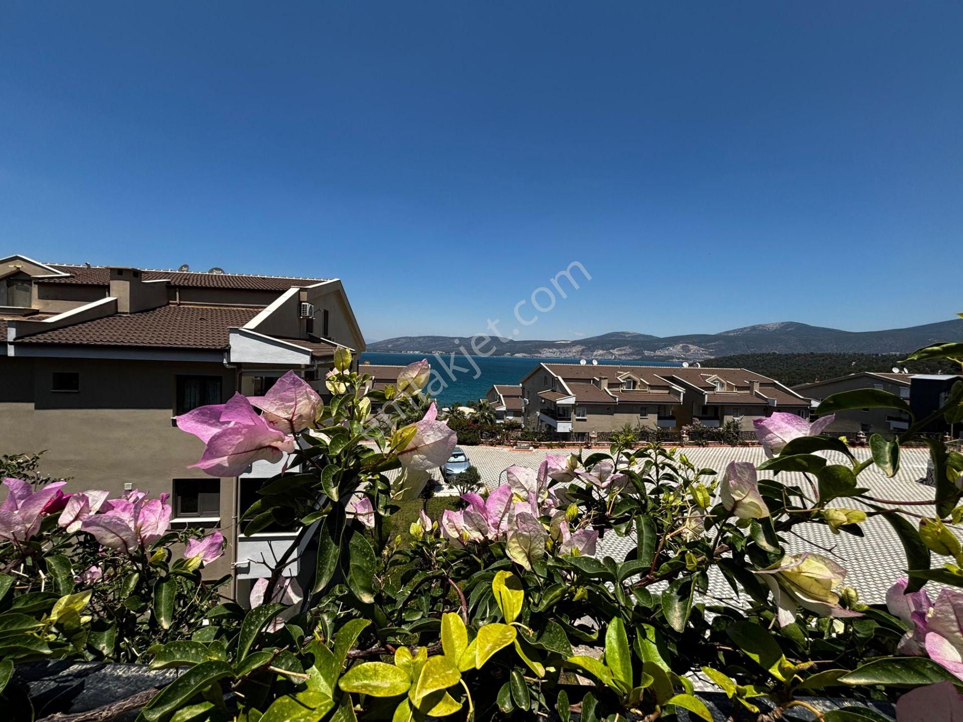 Muhteşem Konumlu Doğa İle İç İçe Denize Sıfır Özel Plajlı Daire - Görsel 27