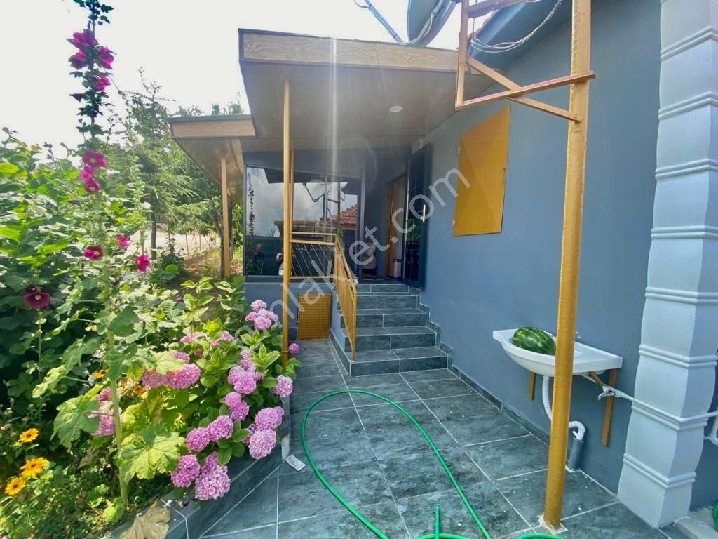 Konyaaltı Feslikan Yaylasında 334m2 Arsa İçinde Müstakil Ev