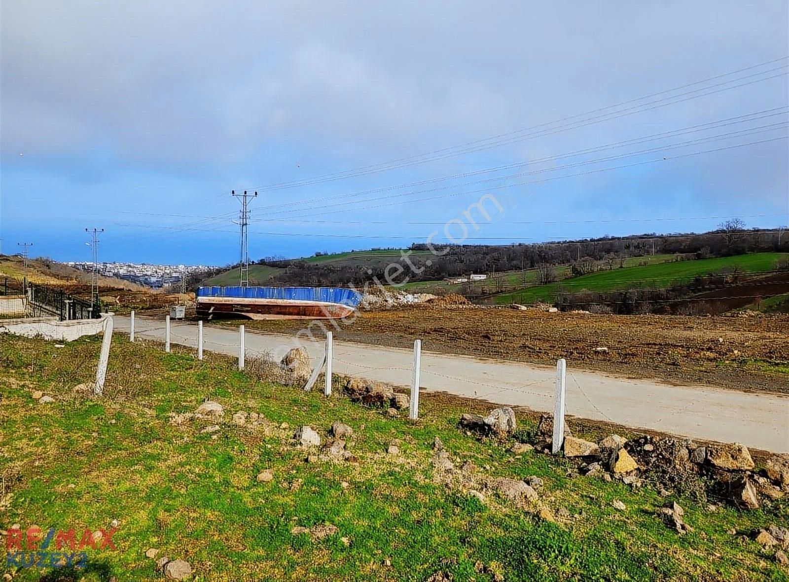 Remax Sevcan Gürleviktn Çakırlar'da Deniz Manzaralı Villa Arsası