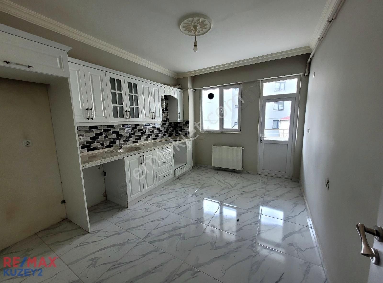 Remax Sevcan Gürlevikten İlkadim İlyaskoy De Satılık 3+1 Daire