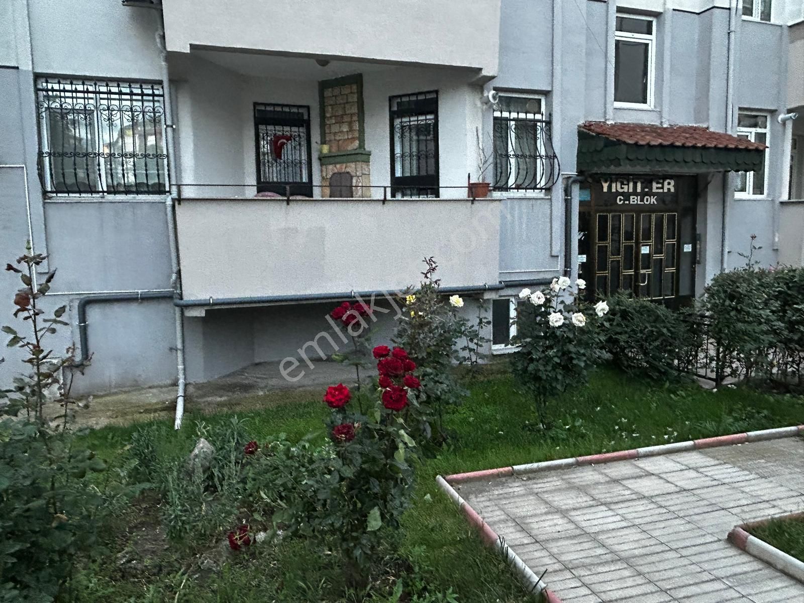 Edirne Esentepe Atm'ler Bölgesinde Site İçinde Satılık 3+1 Daire