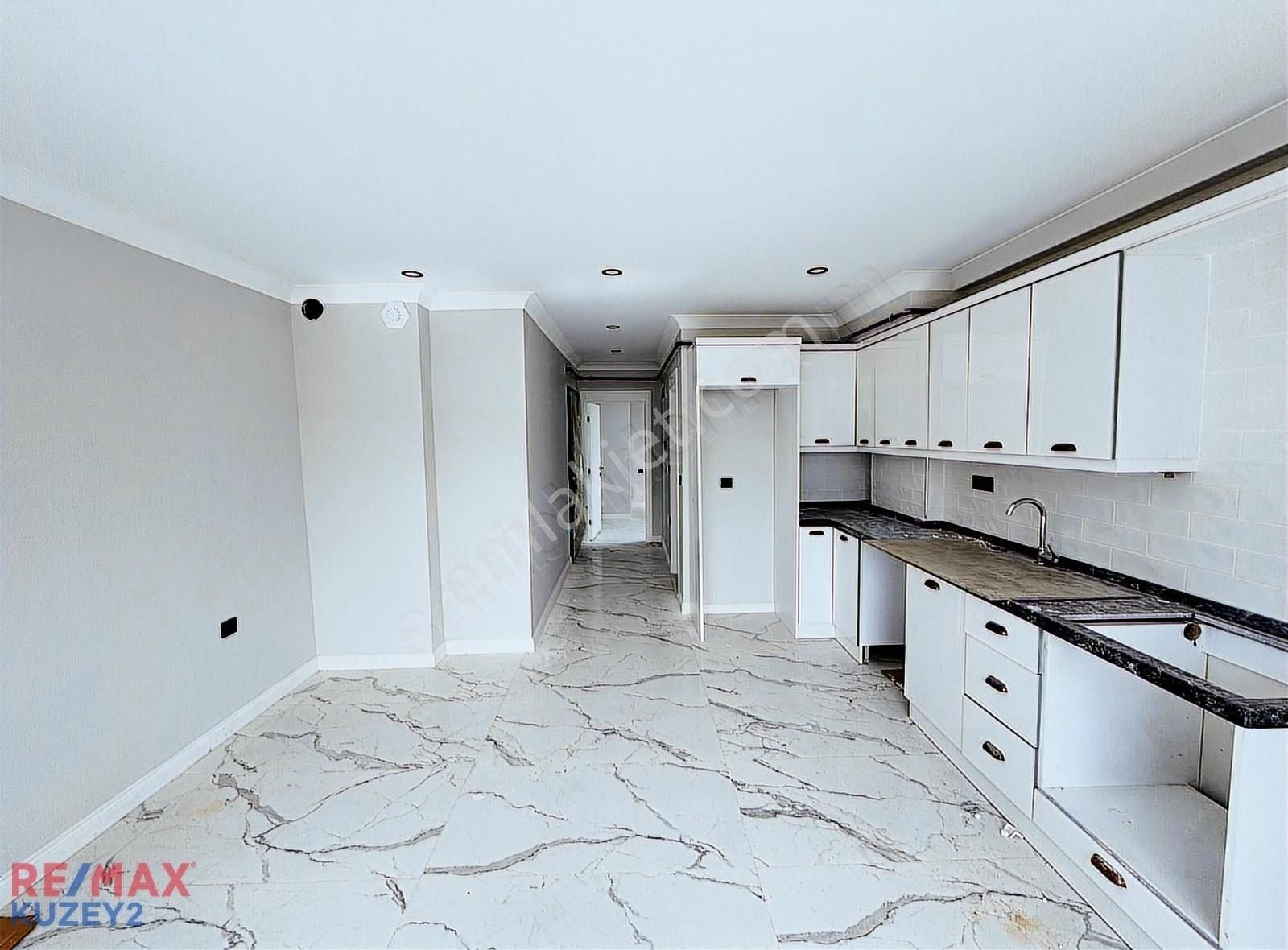 Remax Muzaffer'den Kiralık 1+1