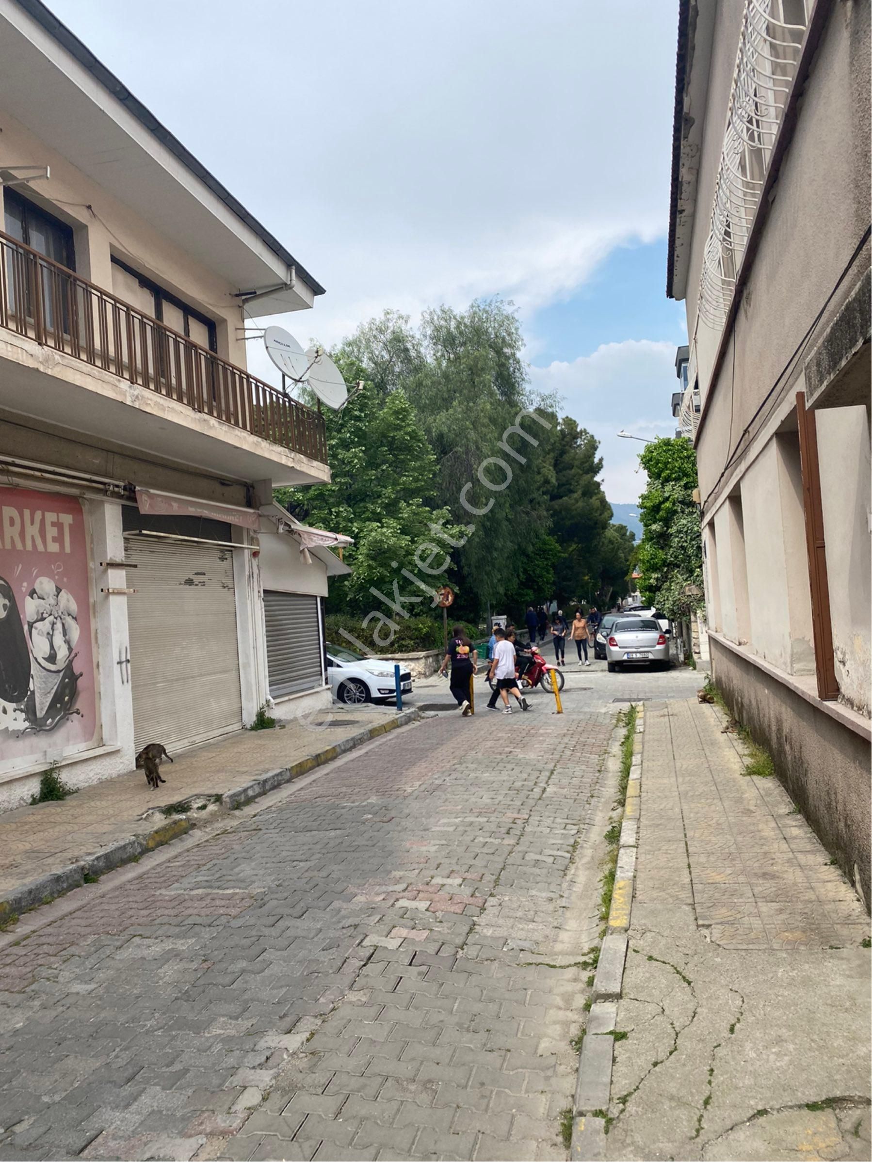 Seo’dan Konak Mahallesi Çarşıda 3+1 Satılık Daire