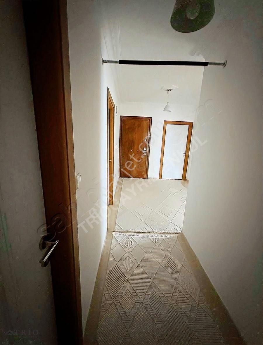 Bağcılarda Yenimalle Metrosuna Yakın 160 M2 Satılık Daire