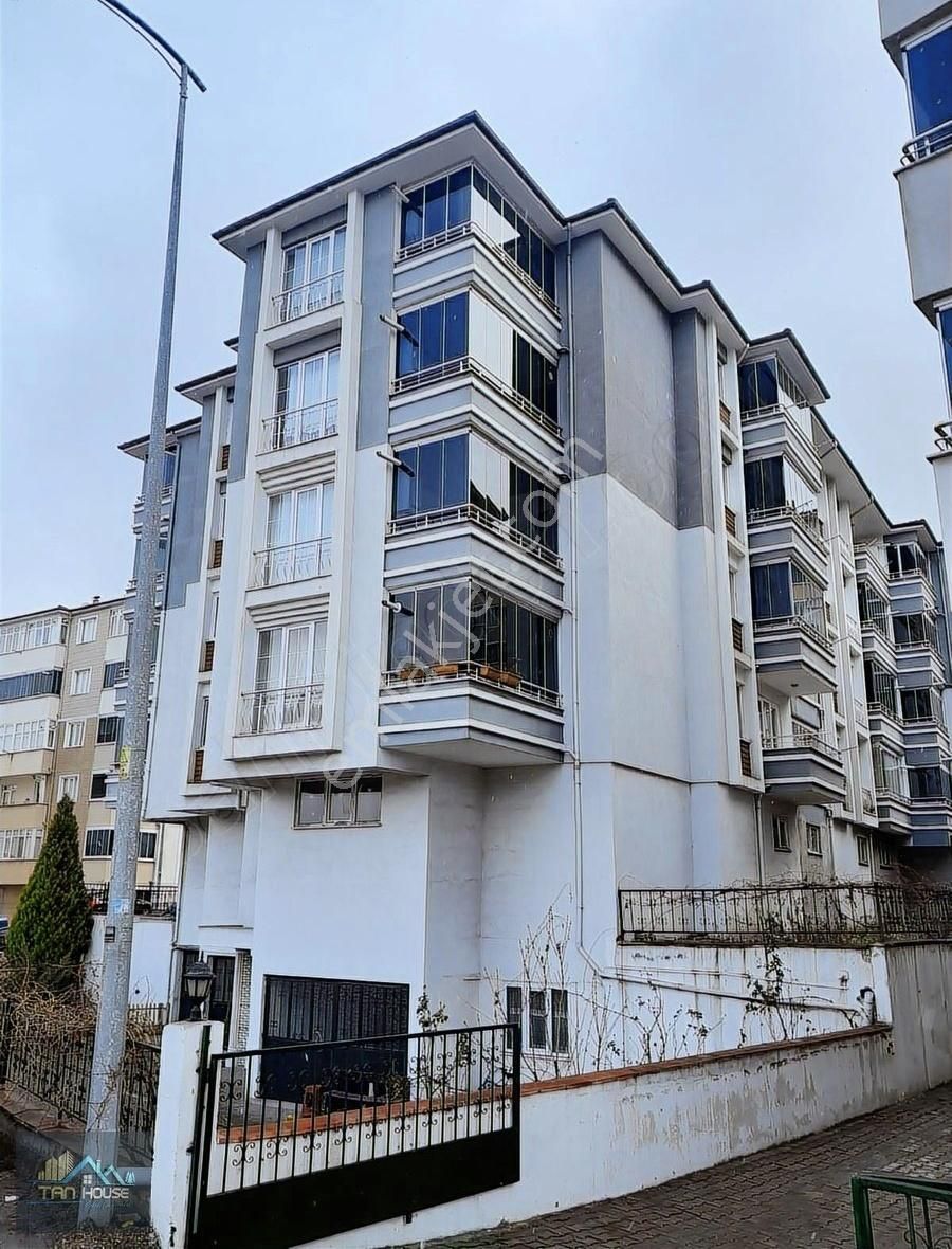 Tan Emlaktan Acilll Satılık 2+1 Daire