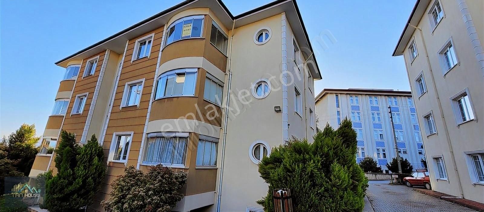 Tan Emlaktan Esentepede Kiralık 3+1 Daire