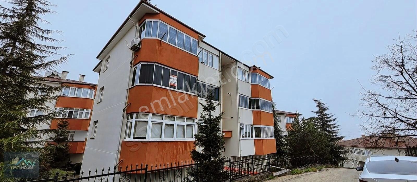 Tan Emlaktan Safranbolu Zümrüt Sitesinde Satılık 3+1 Daire