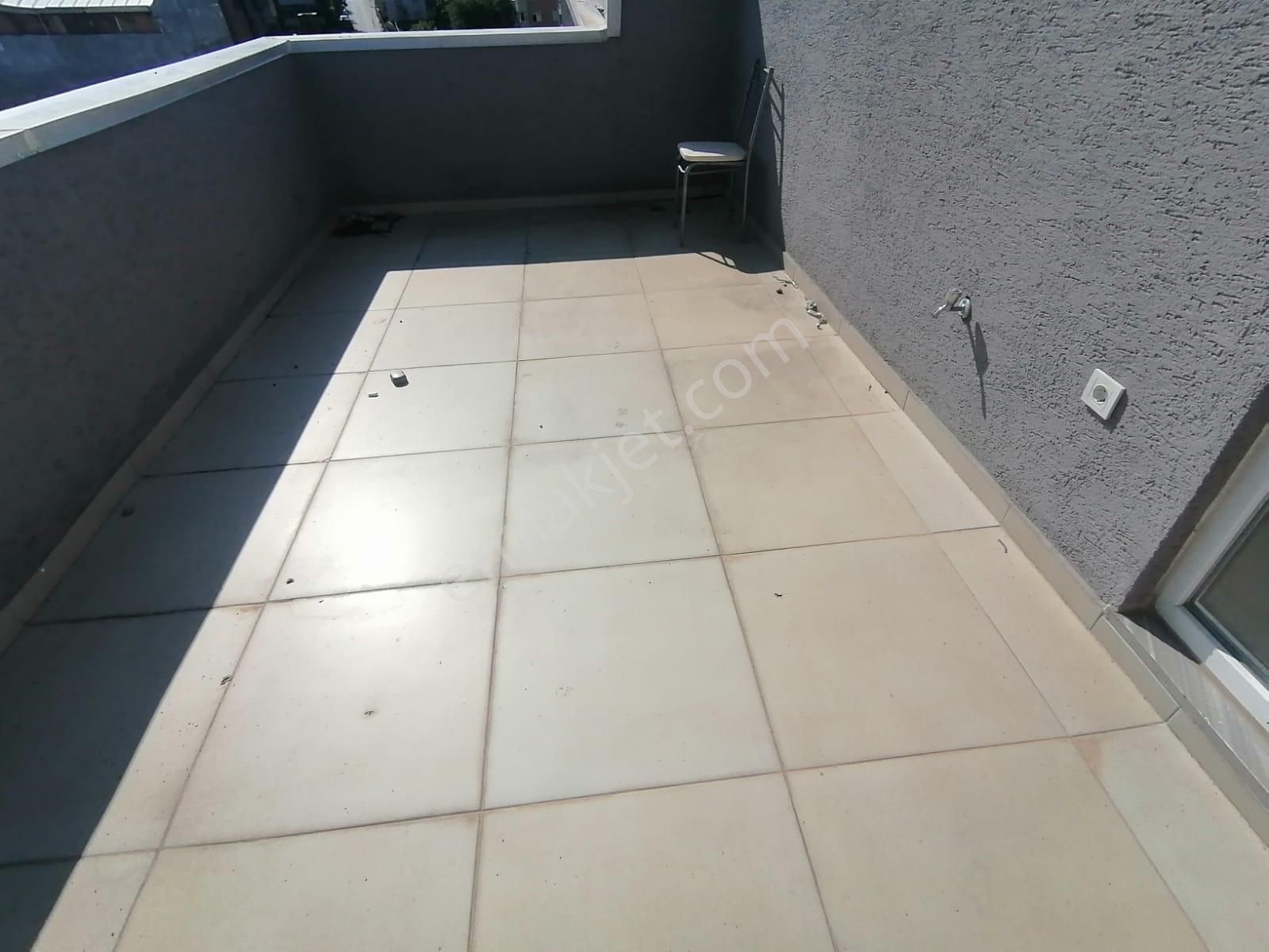 Sultanbeyli Battalgazi Mah Ultra Lüks Satılık Çatı Dubleks 4+2 180m2 - Görsel 23