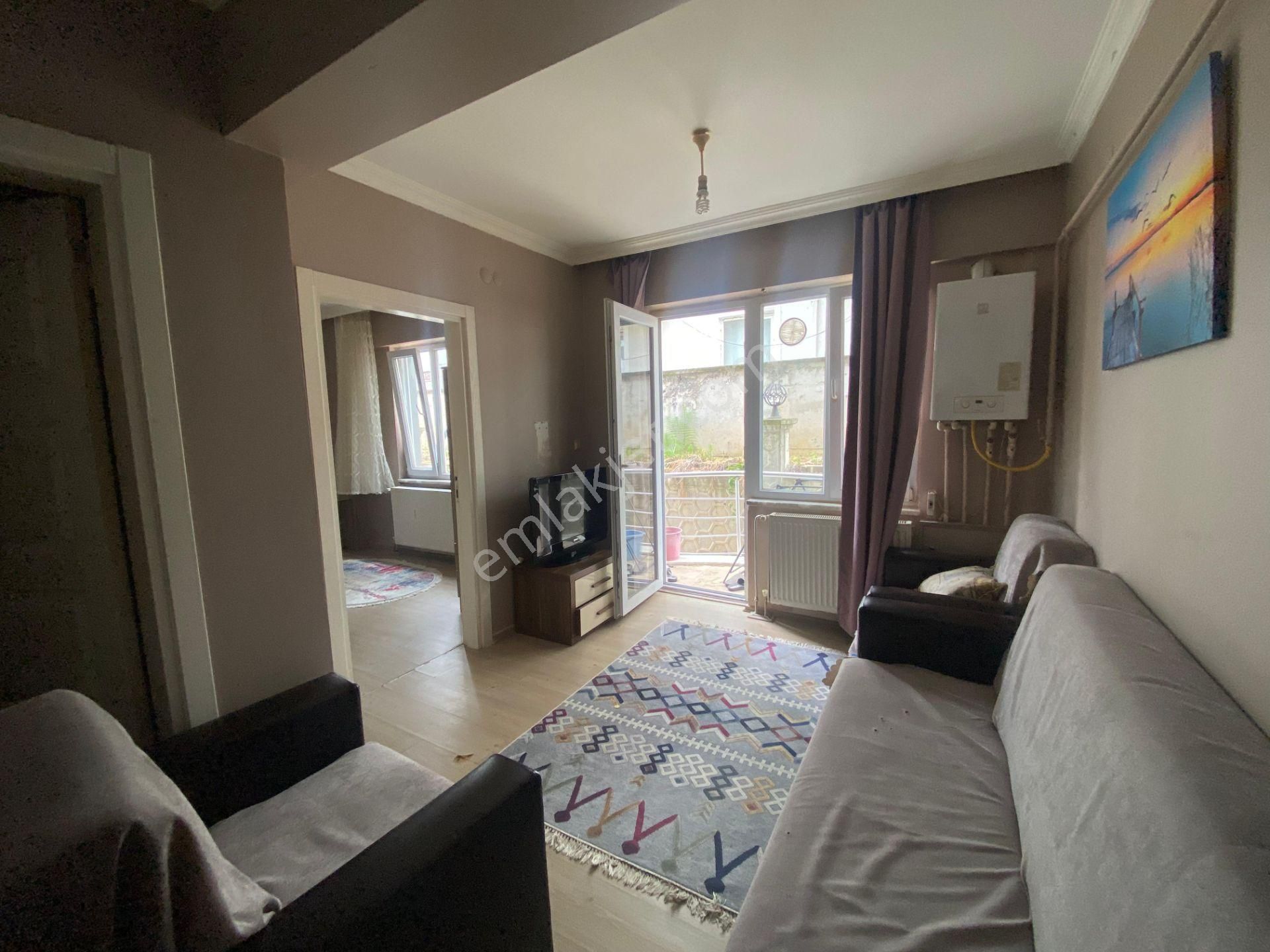 Goldnest Gayrimenkul'den Serdivan'da 2+1 Kiralık Daire
