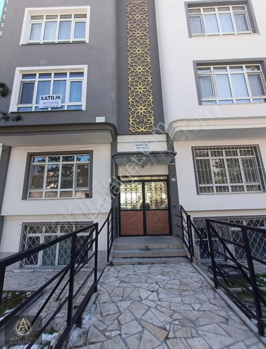 Altınyıldız Emlaktan Merkez Dumlupnarda Krediye Uygn Satılık 3+1
