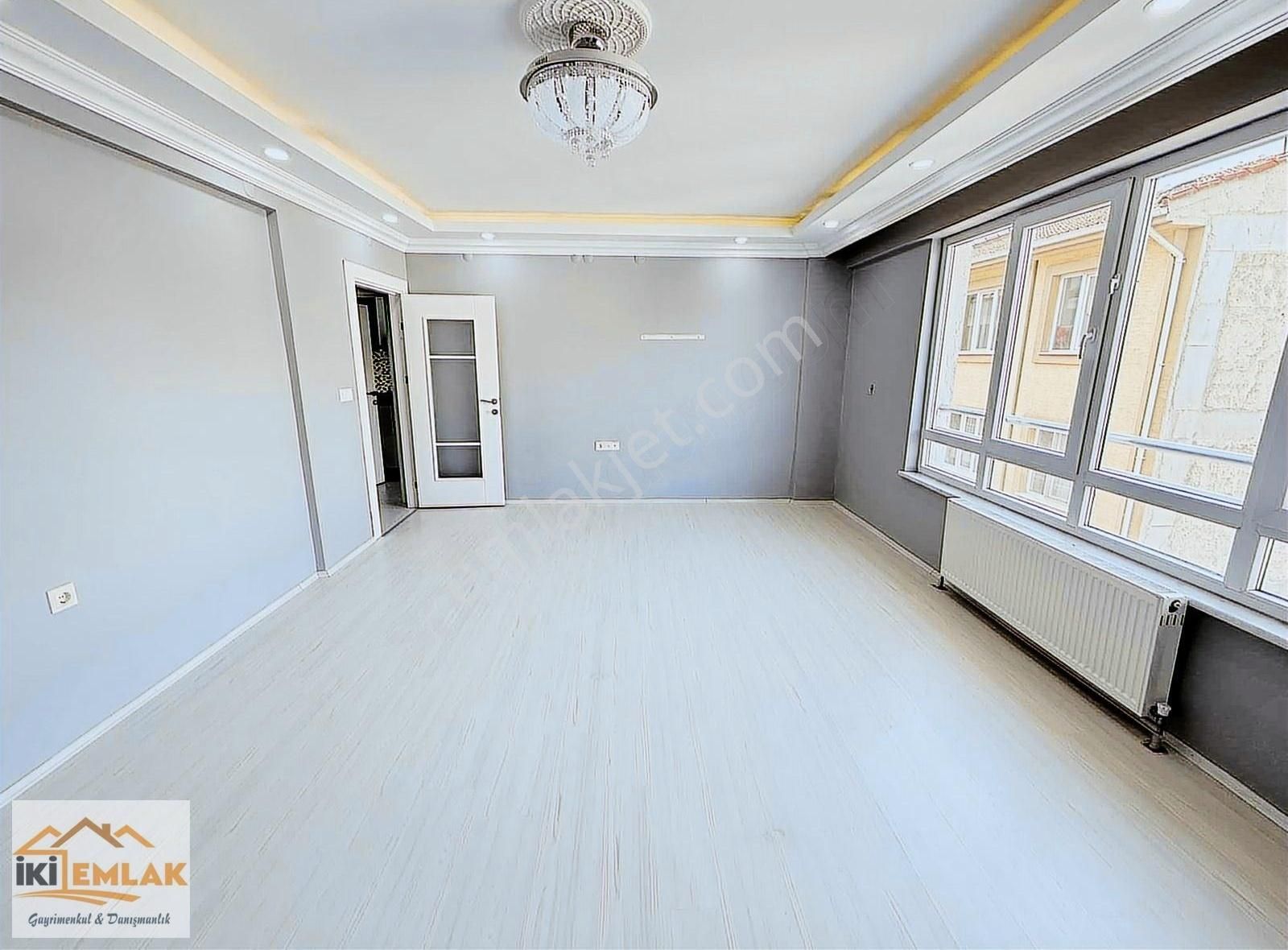 İki Emlak'tan Batıkent Mahallesi Kiralık 5+1 Daire