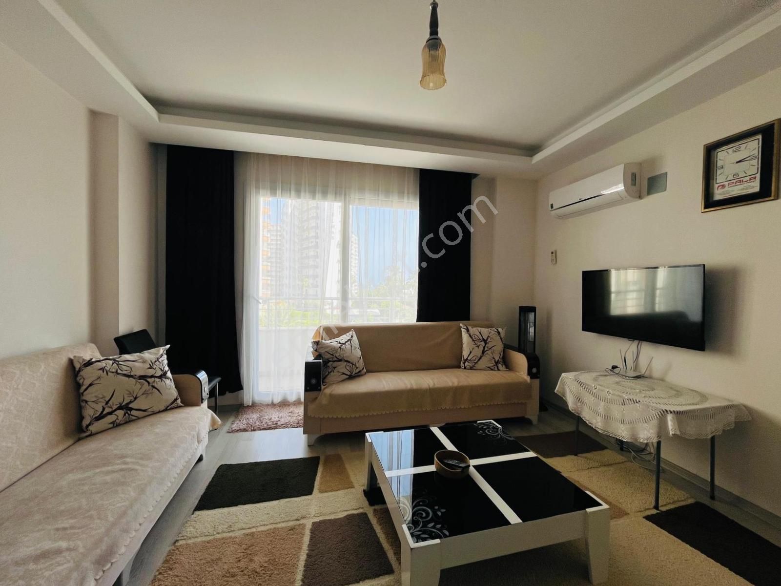 Ethereal'den Arpaçbahşiş'de Havuzlu Full Eşyalı Deniz Gören 1+1