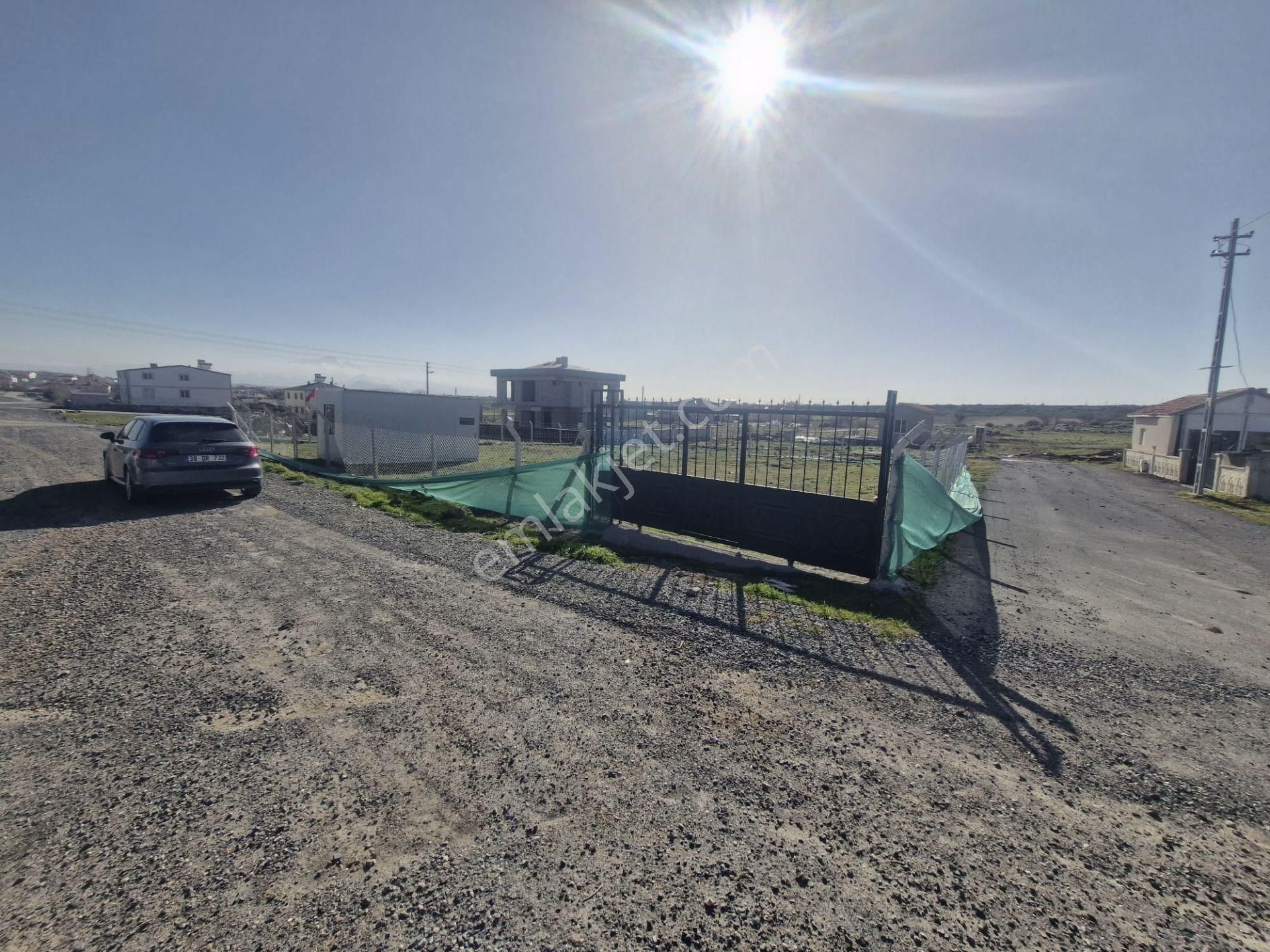Ağırnasta Satılık 683 M2 Villa Parseli