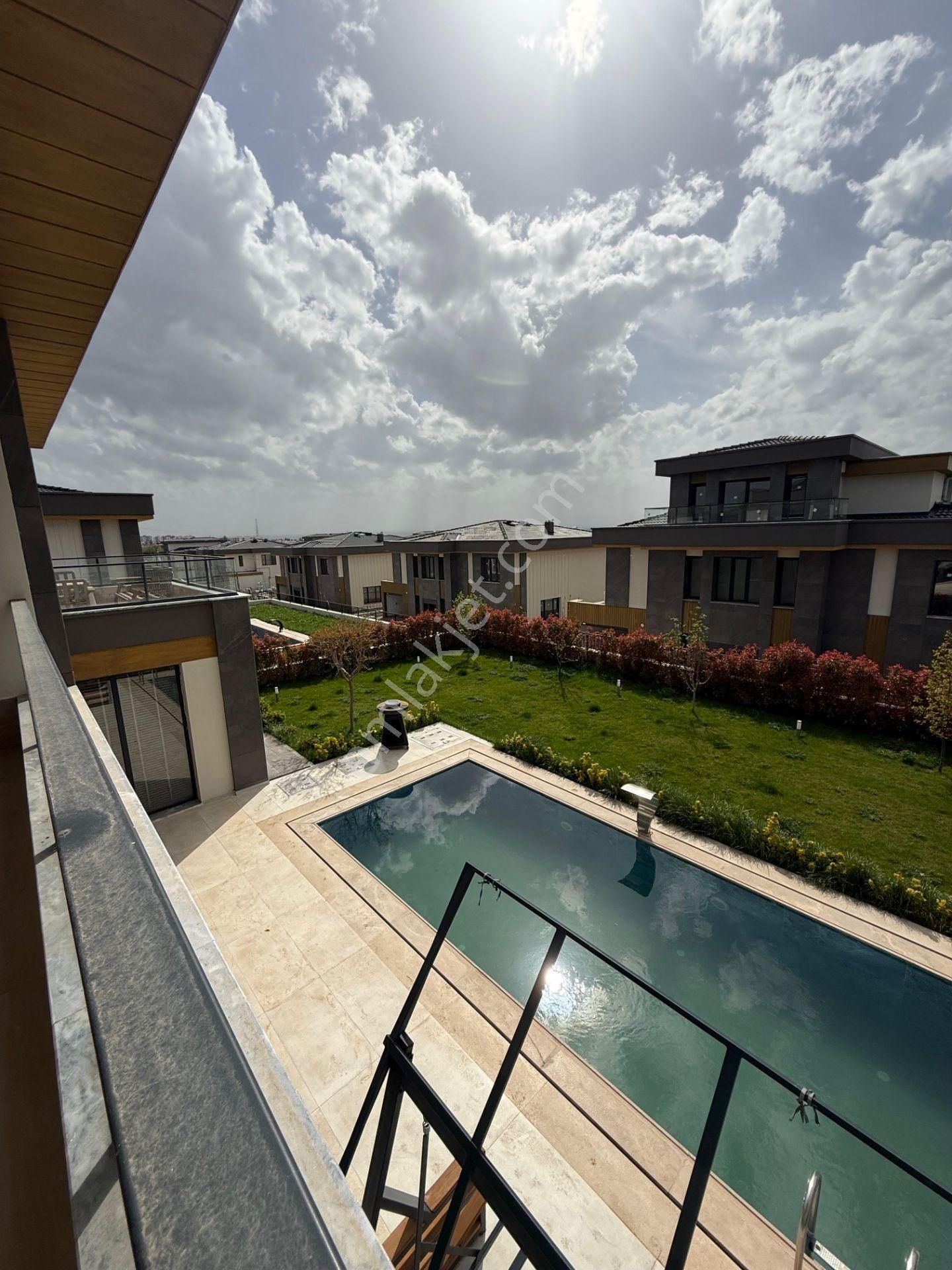 Silvan Yolu Üzerinde Elektriğini Kendi Üreten Satılık Doublex Villa - Görsel 10