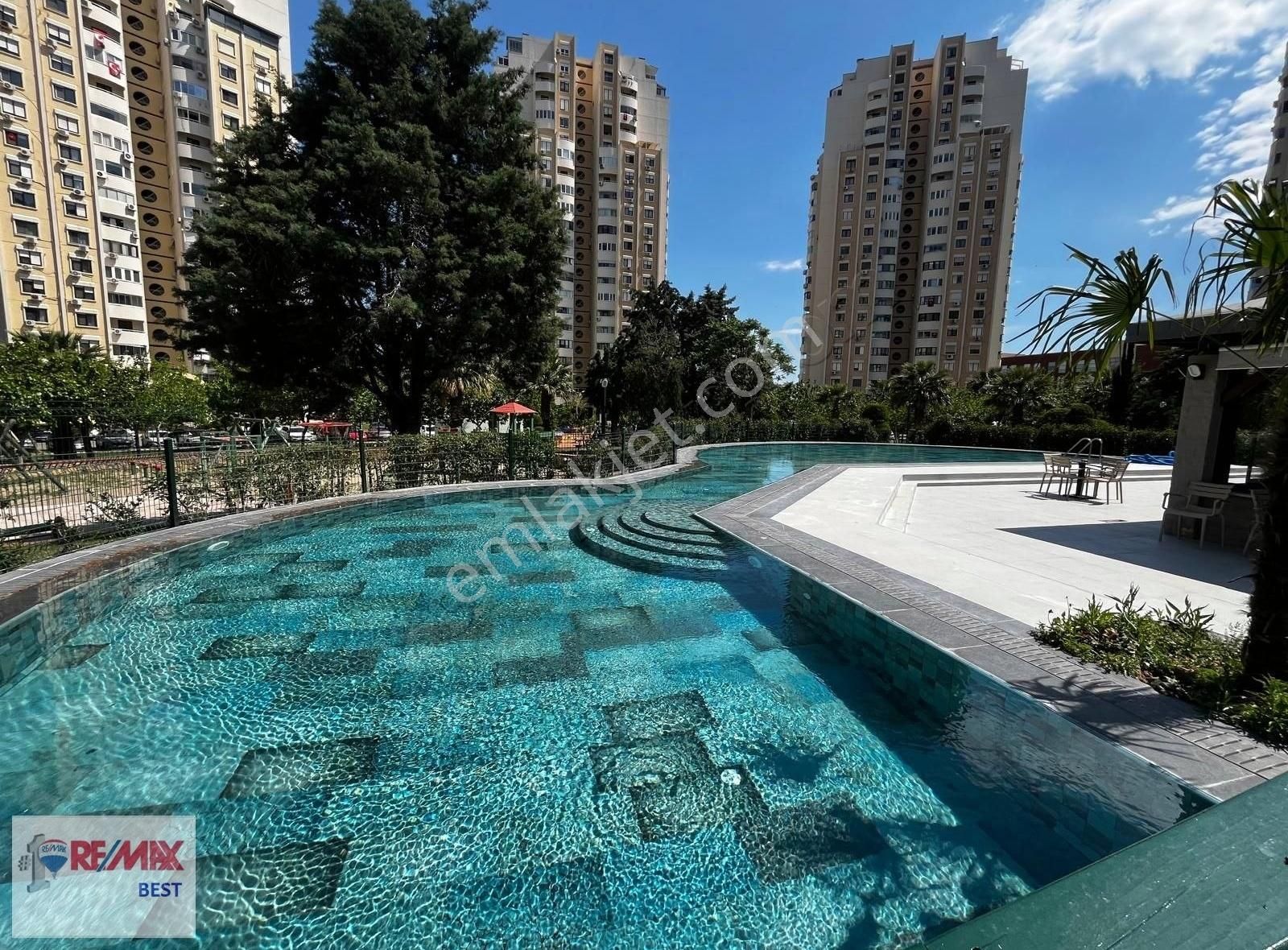 Mavişehir Albatros Sitesinde 4+1 Satılık Daire