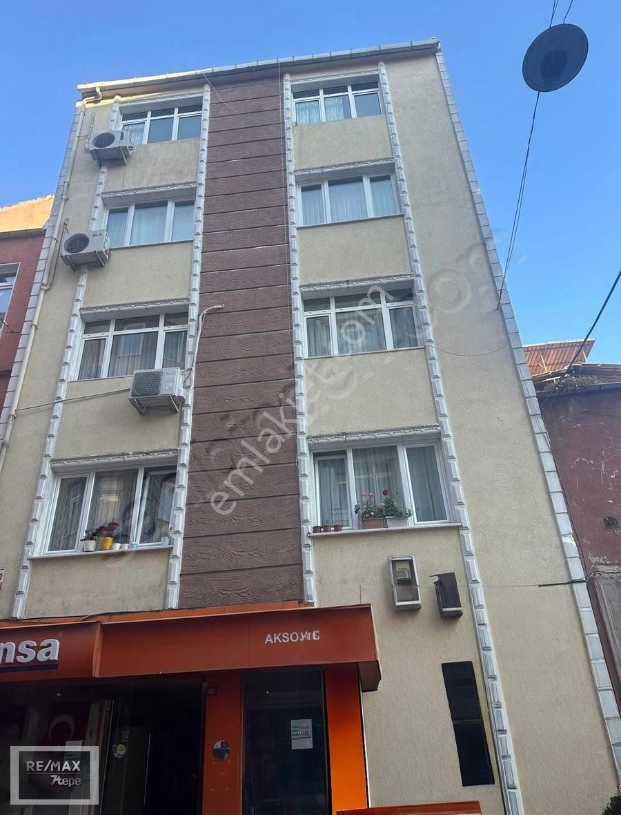 Fatih Samatya'da Satılık 3+1 Çok Temiz Daire