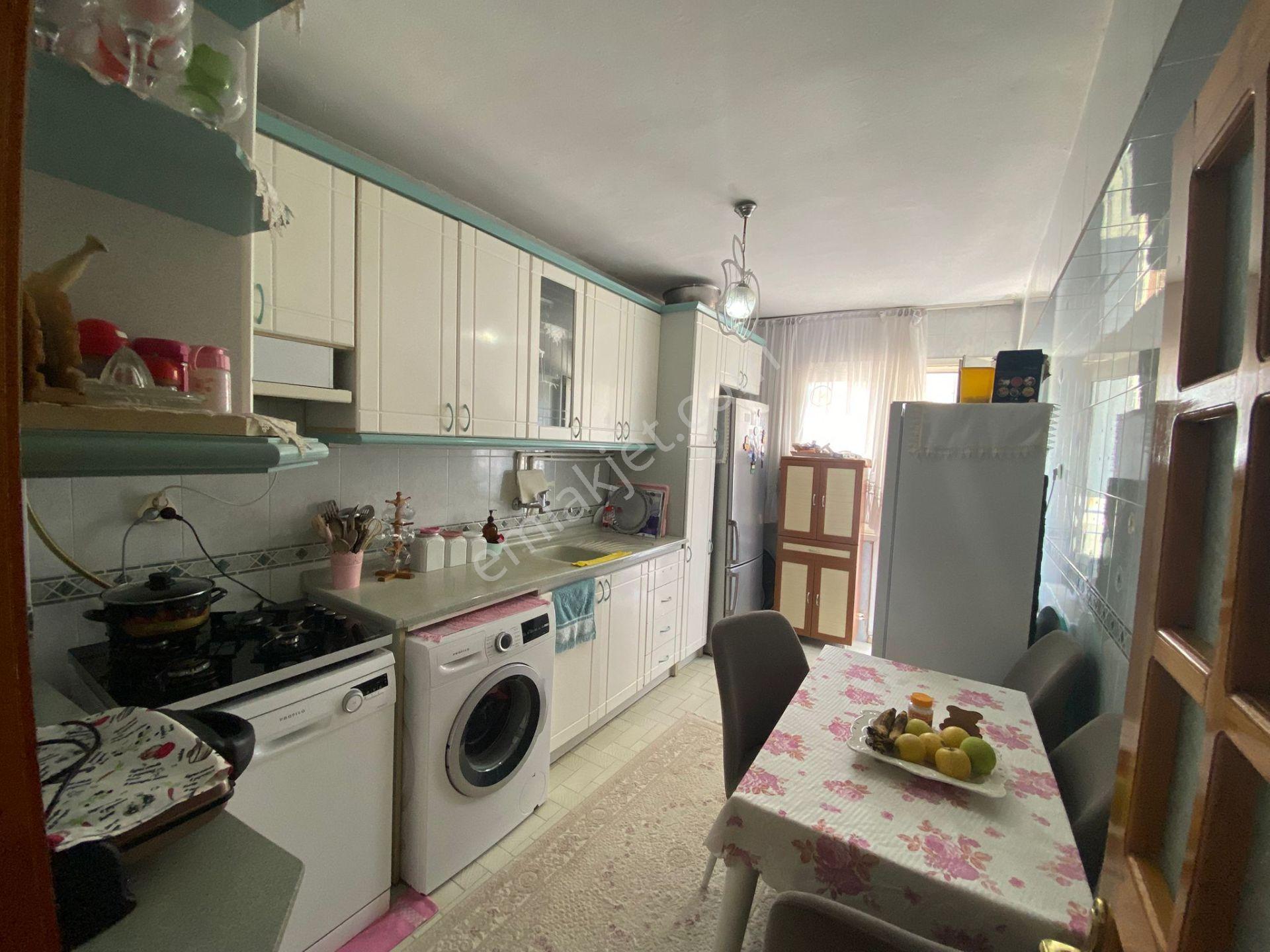 Acill Buca İşçievleri Caddesi Yakını 3+1 130m2 Dgazlı Havadar Ferah Satılık Daire - Görsel 15