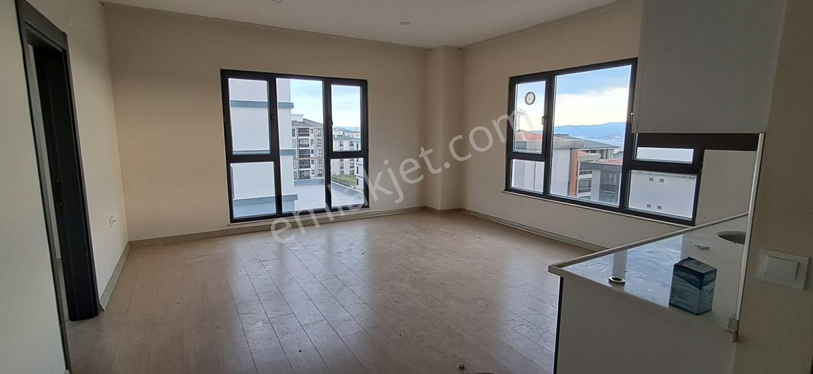 Ekşioğlu 'dan Tekirdağ Süleymanpaşa Atatürk Mahallesinde Kiralık Daire 1+1