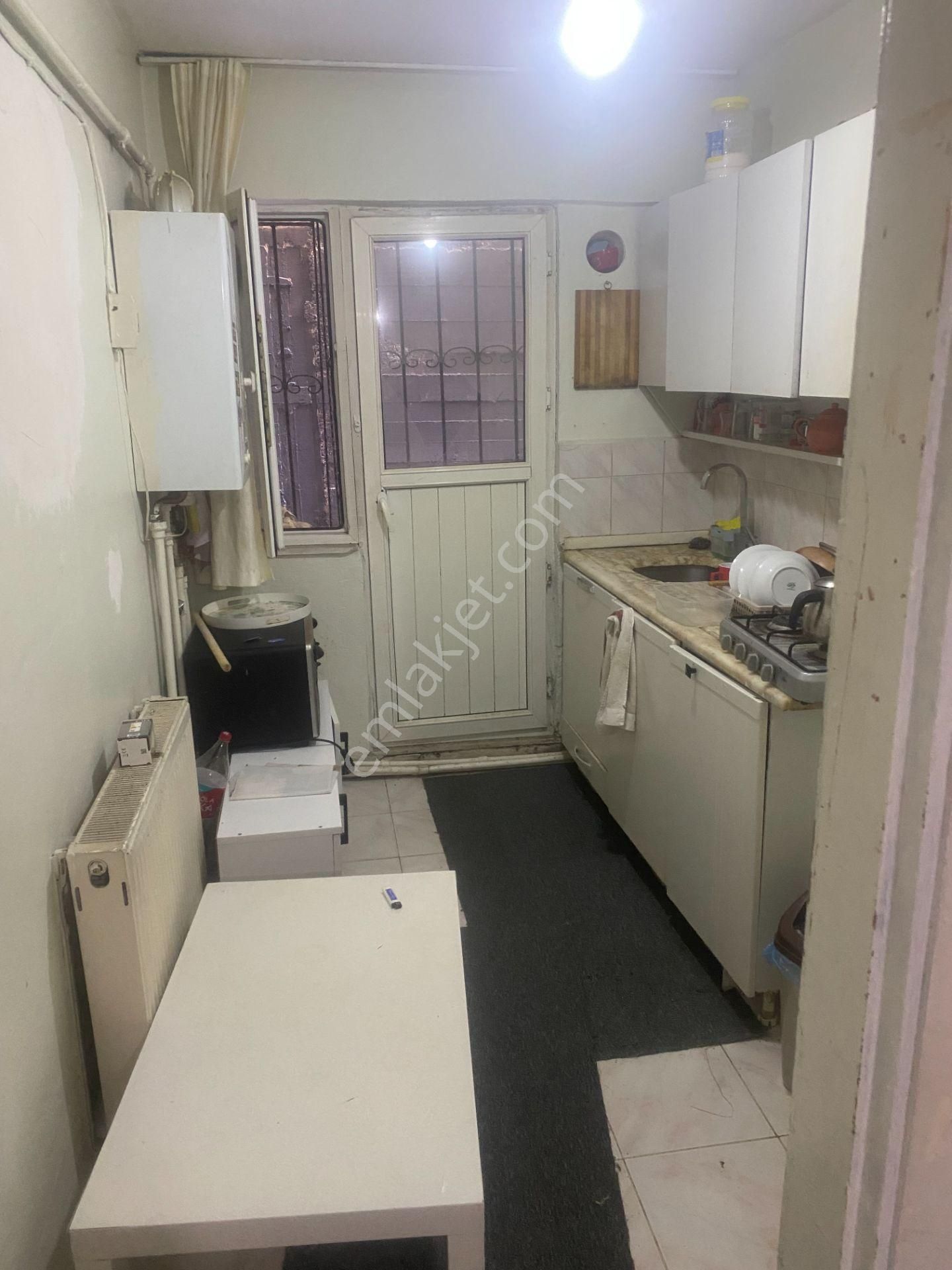 Ümraniye Çamlık Mahallesi 2+1 Kiralık Daire Eşyalı