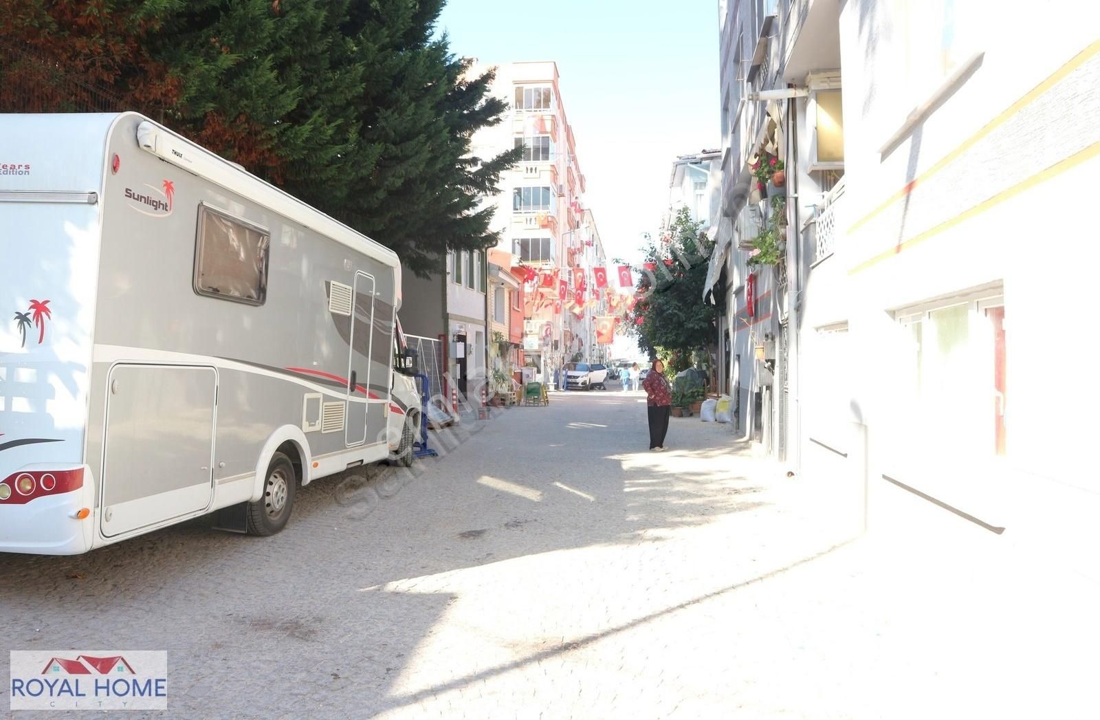 Mudanya Alt Cadde'de Denize 100 Metre Mesafede 2 Müstakil Yapı - Görsel 4