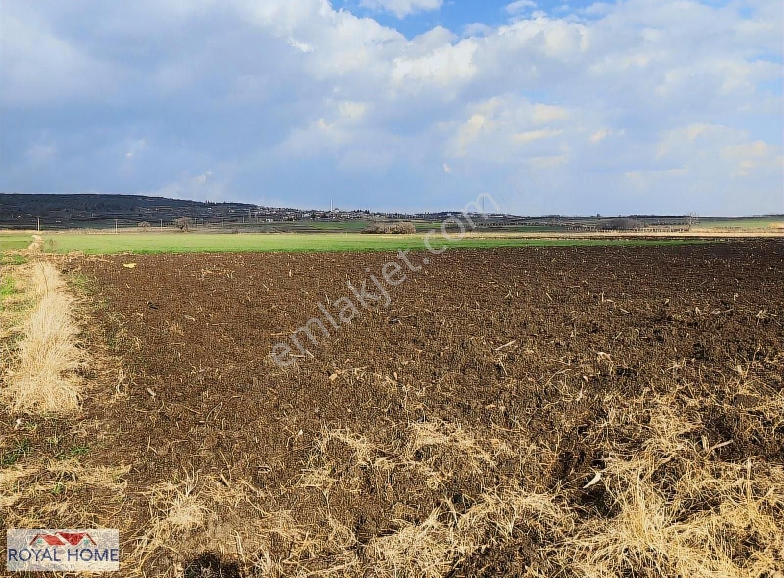 Elektrik Ve Suya Yakın Köye 1,5 Km. Mesafede Yatırımlık Cazip - Görsel 3