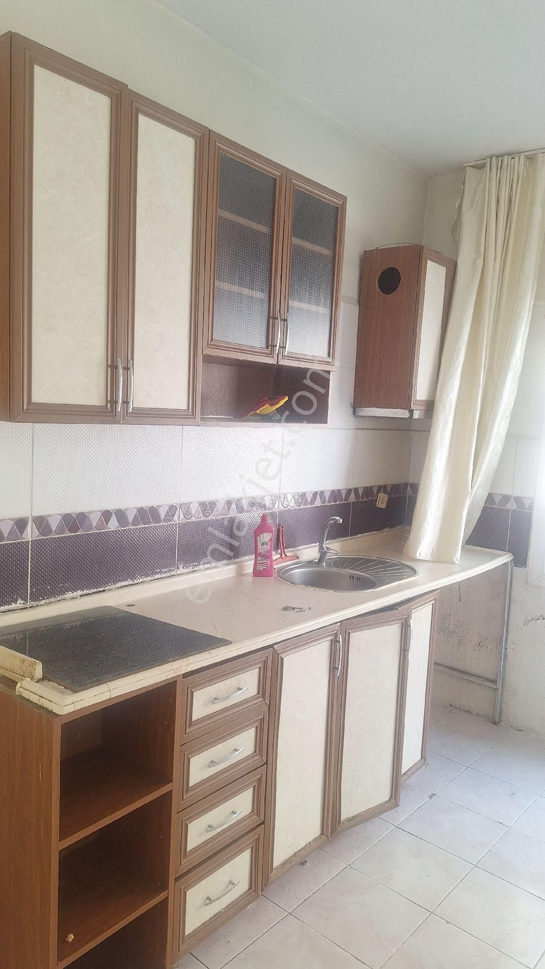 Buca İnönü De Giriş Daire