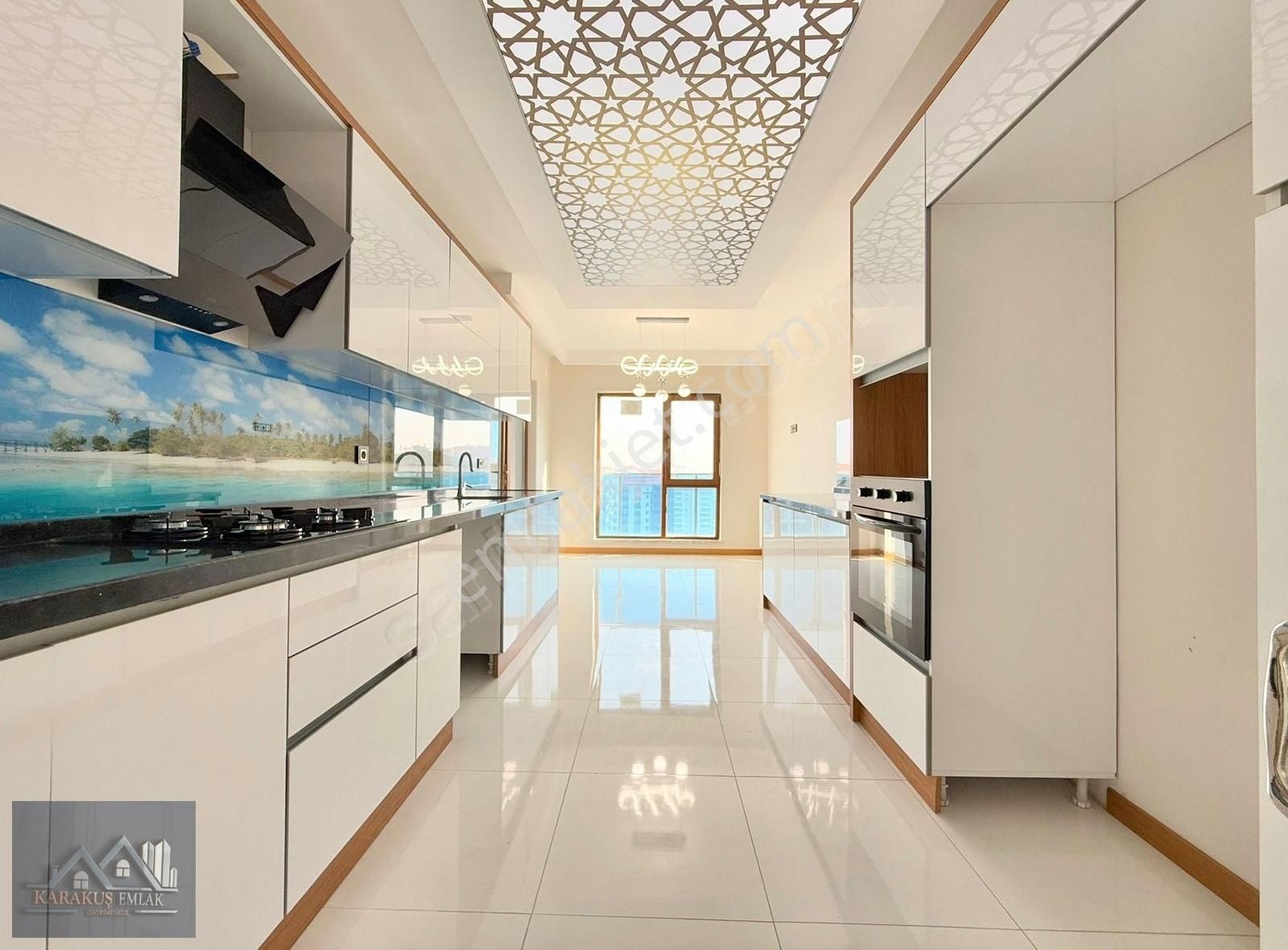 Karakuş'tan █ Ultralux Sitede, Full Yapılı Sıfır 8.kat 210m² 4+1