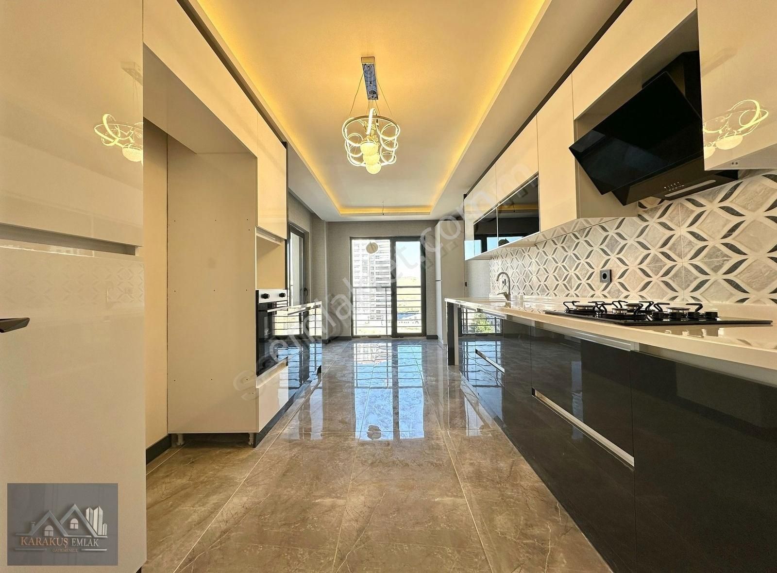 Karakuş'tan █ K.garajlı, G.odalı Şık Yapılı Sıfır 15.kat Lux 4+1