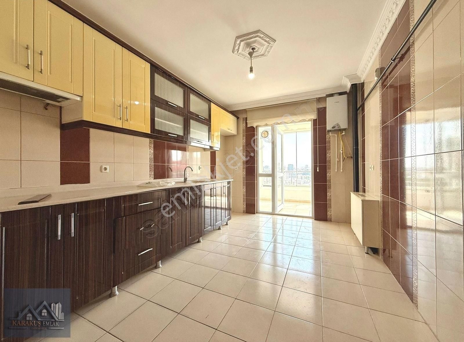 Karakuş'tan █ Sitede 3+1 155m² Çift Banyo 4.kat Güney Asansörlü