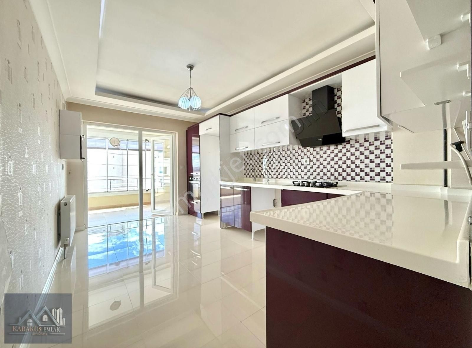 Karakuş'tan █ Merkez'de Lüx Site'de, 3.kat Full Yapılı 190m² 4+1