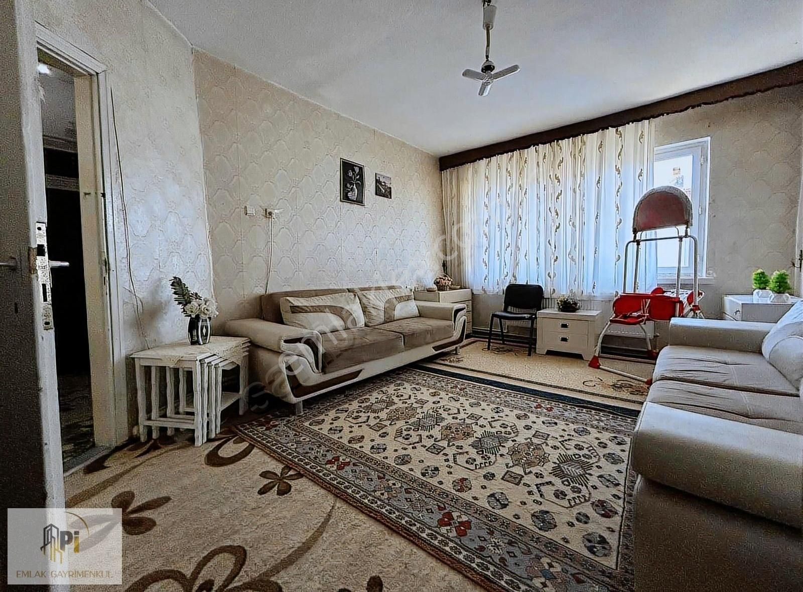 Pi Emlak'tan Merkez De Satılık 2+1 Daire