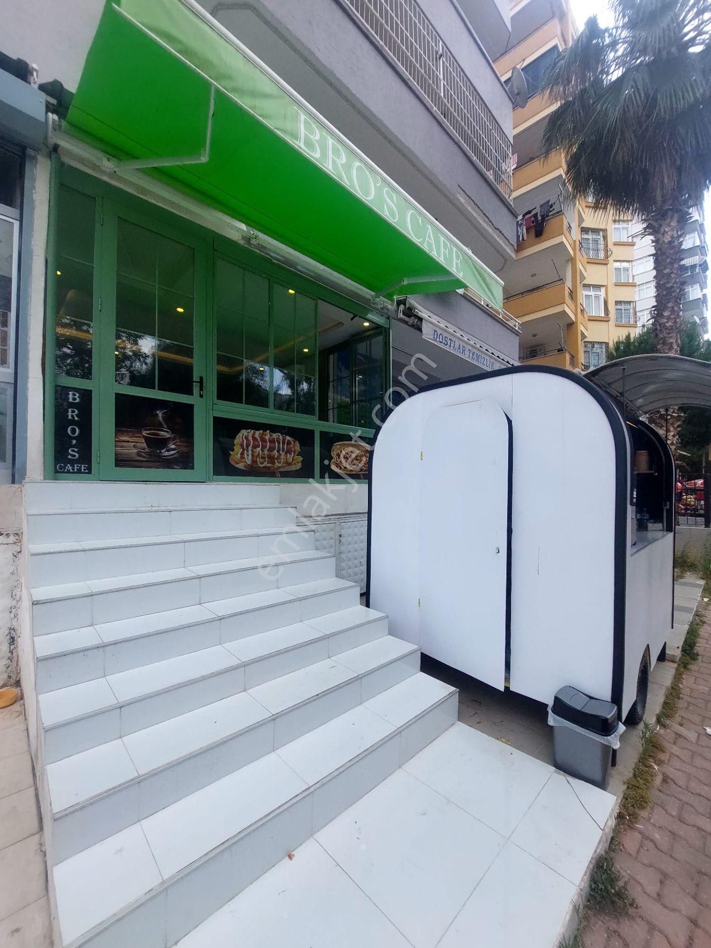 Buhara Orta Okulu Kapısının Karşısında Devren Satılık İş Yeri