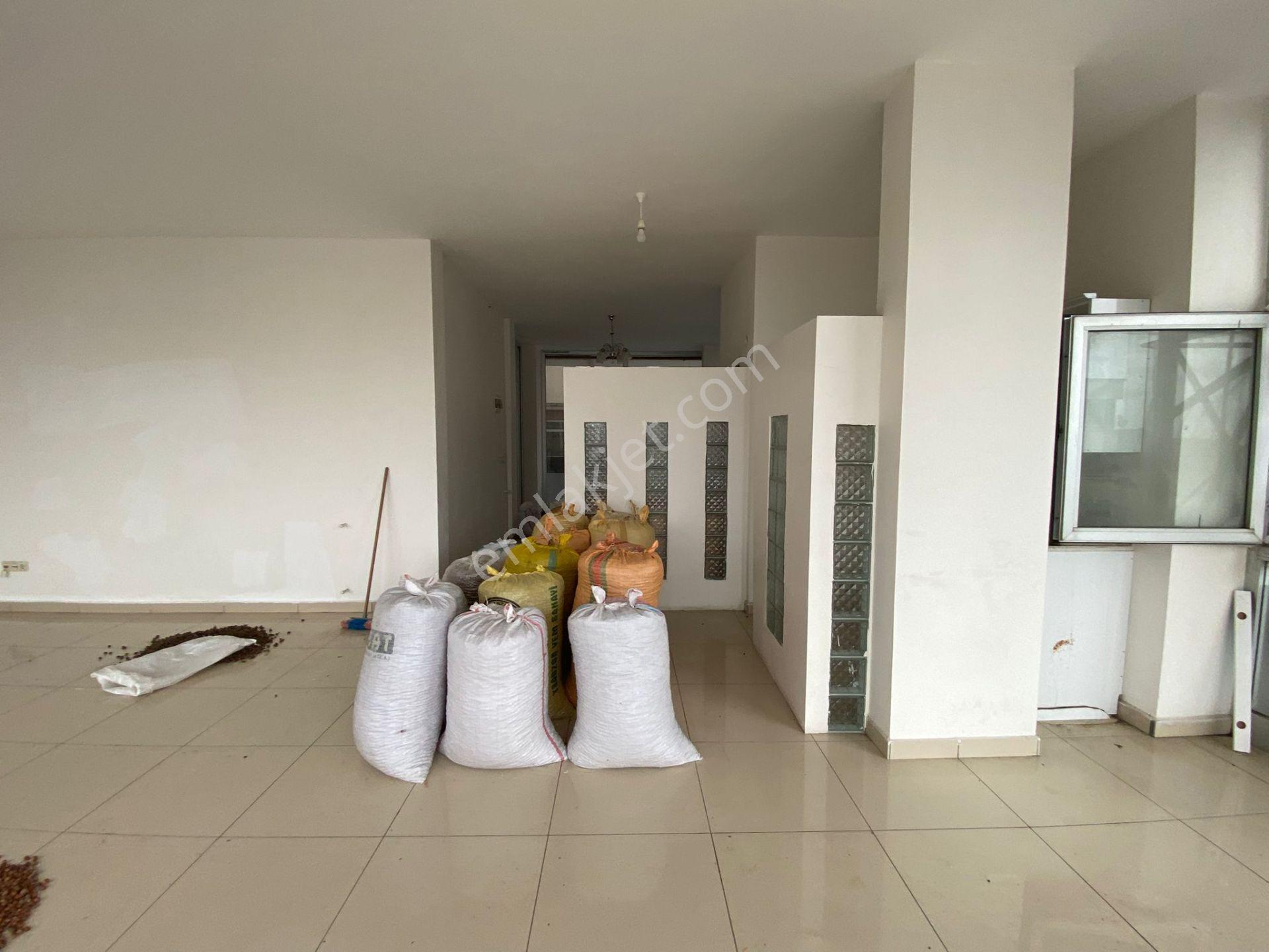 Trabzon Pelitli De Kiralık Dükkan - Görsel 13
