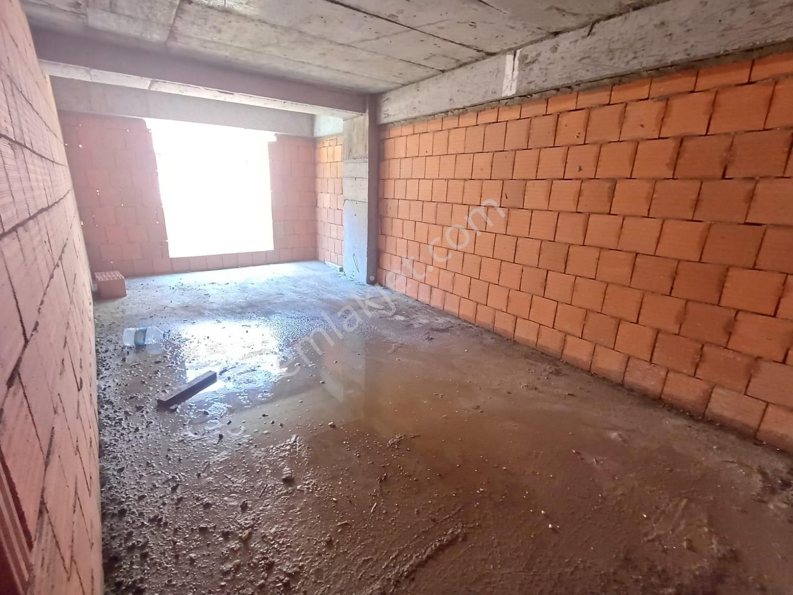 Zeytinburnu Beştelsiz Mh'de 2+1 98m² Asansörlü Sıfır Satılık Daire Osmanlı Emlak