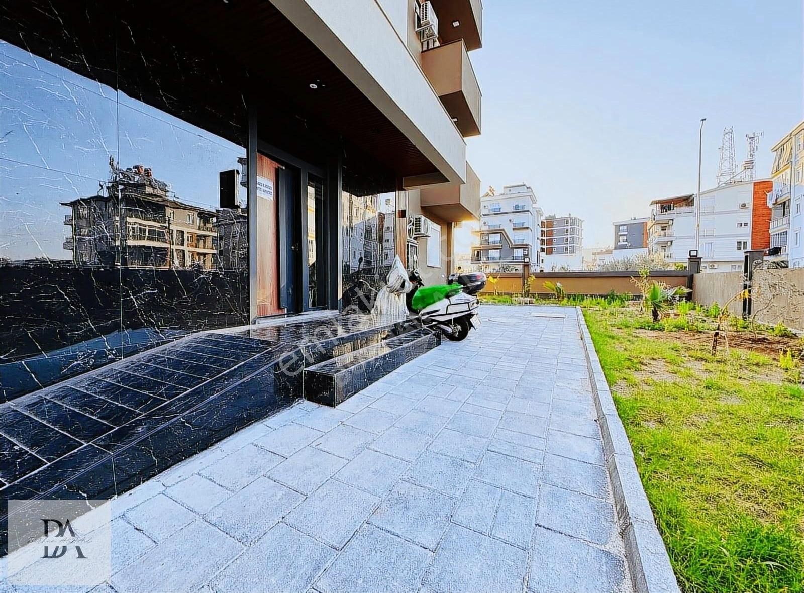 Varsağın En İyi Bölgesinde Katta Asansörlü 2+1 Daire - Görsel 25