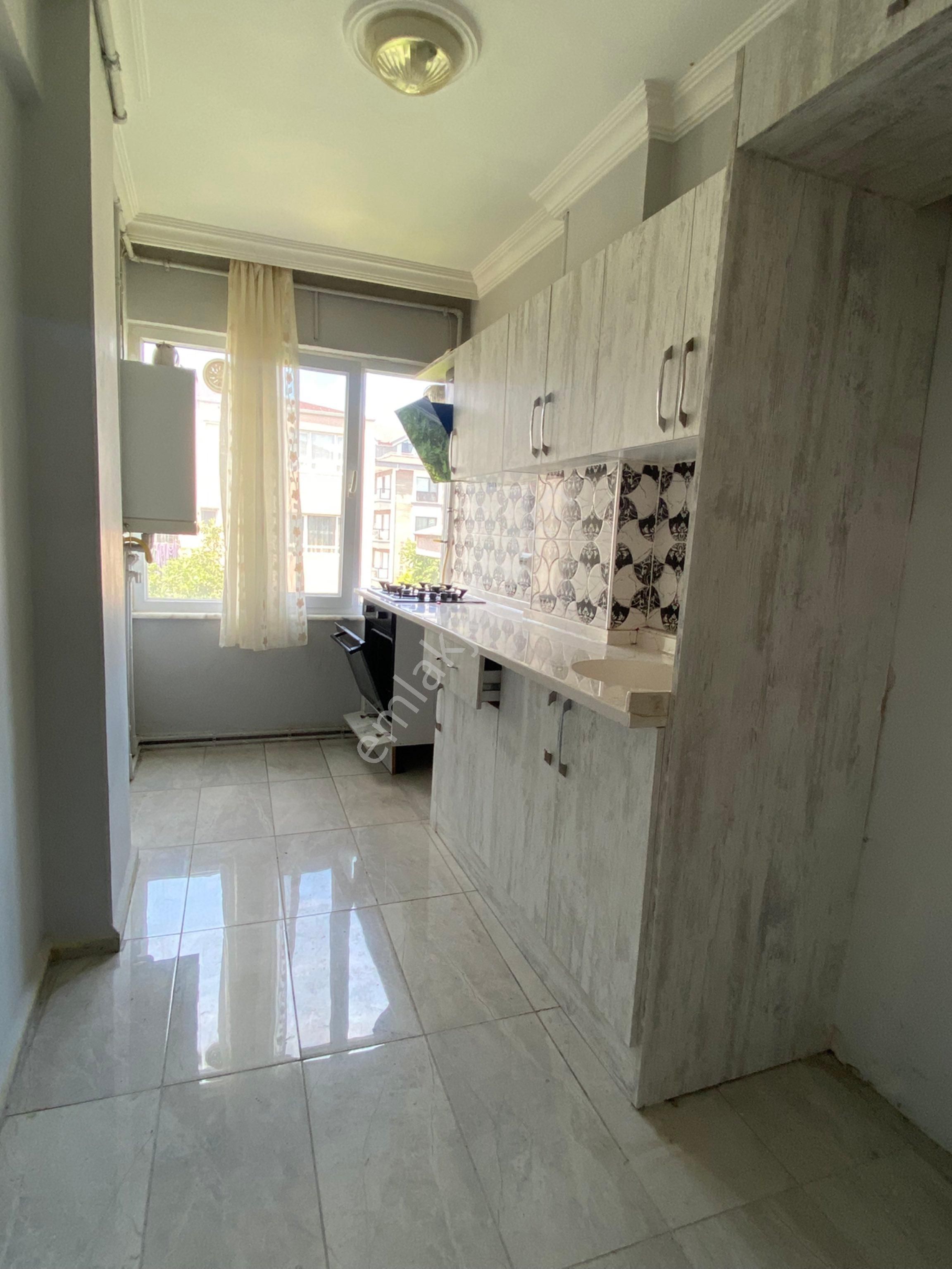 Yalova Merkez Rüstem Paşa Mah Satılık 3+1 Daire
