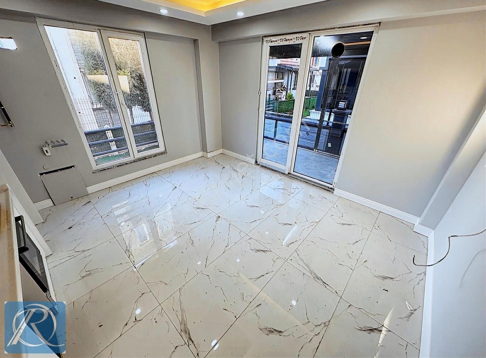 Villa Tadında Müstakil Yaşam Denize Yakın Sıfır Bahçeli Daire - Görsel 30