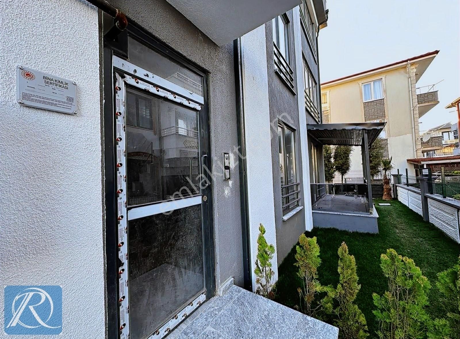 Villa Tadında Müstakil Yaşam Denize Yakın Sıfır Bahçeli Daire - Görsel 14