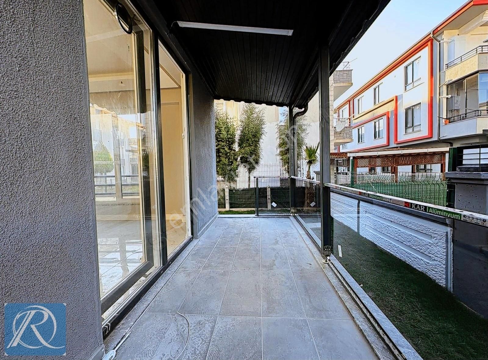 Villa Tadında Müstakil Yaşam Denize Yakın Sıfır Bahçeli Daire - Görsel 17
