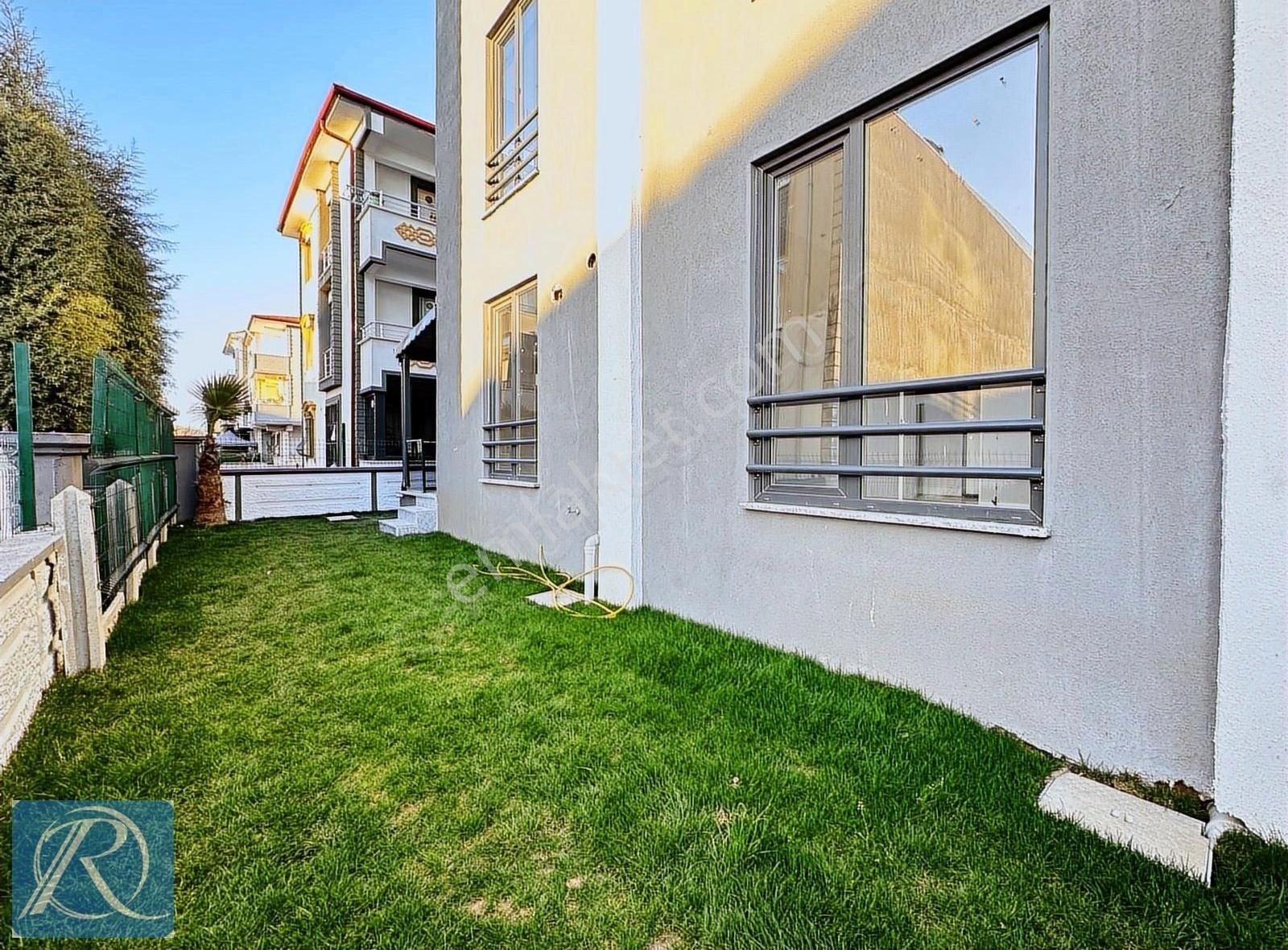 Villa Tadında Müstakil Yaşam Denize Yakın Sıfır Bahçeli Daire - Görsel 31