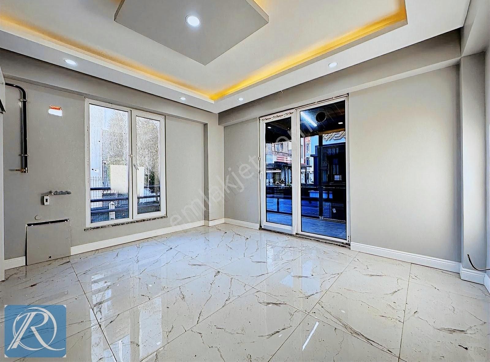 Villa Tadında Müstakil Yaşam Denize Yakın Sıfır Bahçeli Daire - Görsel 12