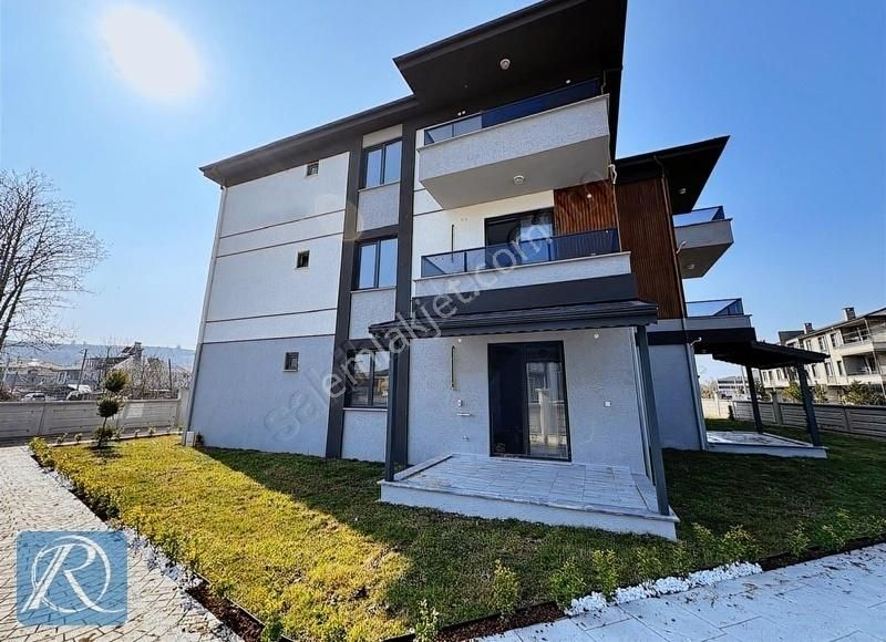 Sundurmalı Ve Müstakil Bahçeli Sıfır Yerden Isıtma Havuzlu Butik - Görsel 13