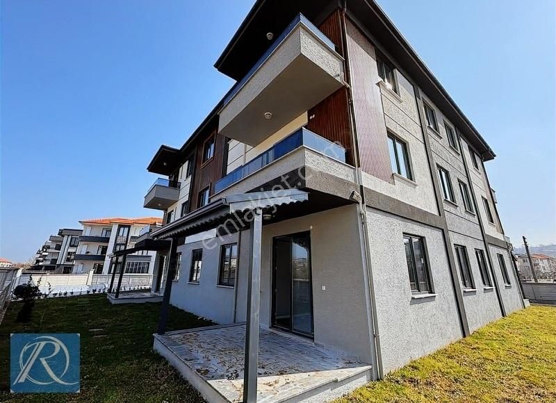 Sundurmalı Ve Müstakil Bahçeli Sıfır Yerden Isıtma Havuzlu Butik - Görsel 2